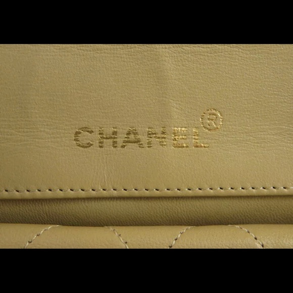 AUTHENTIC CHANEL SINGLE FLAP WITH POUCH - Picture 11 of 12